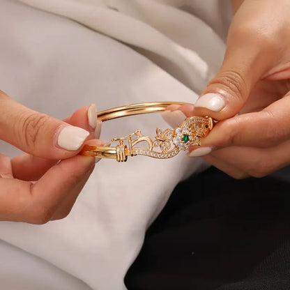 Isla Beaumont Bracelet | Gold Maya Henry Jewelry