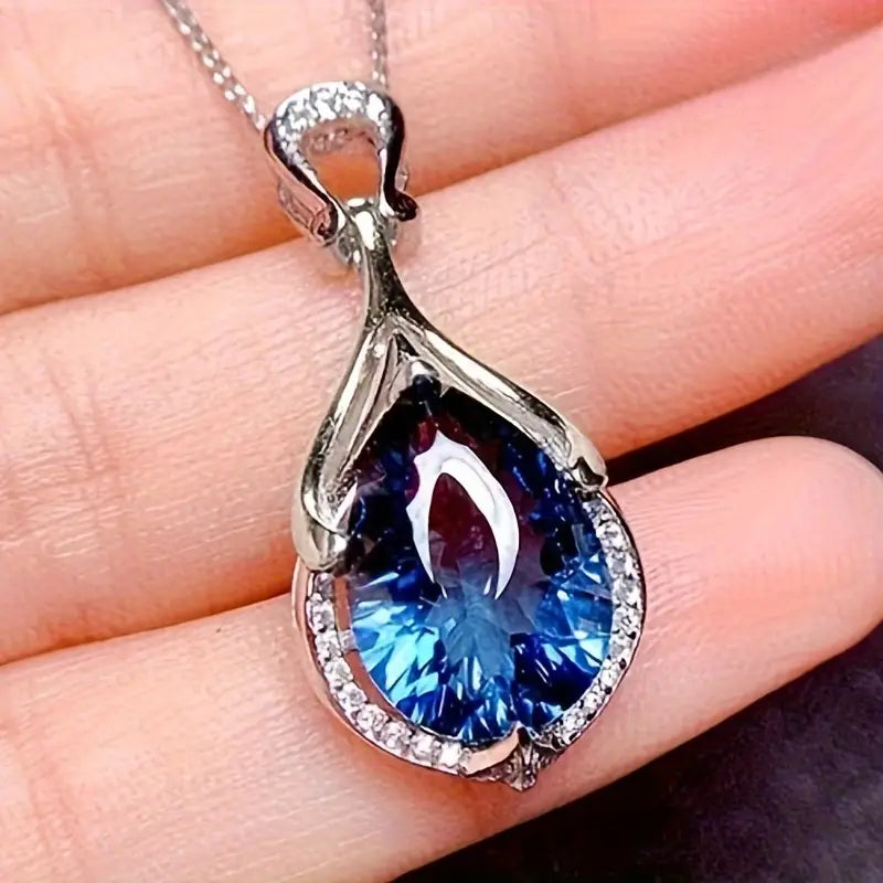 Alindra Feymorra Necklace | White Gold Maya Henry Jewelry