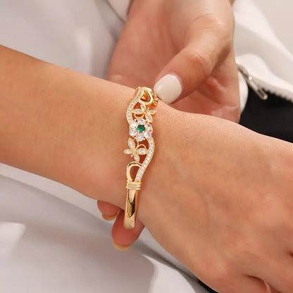 Isla Beaumont Bracelet | Gold Maya Henry Jewelry