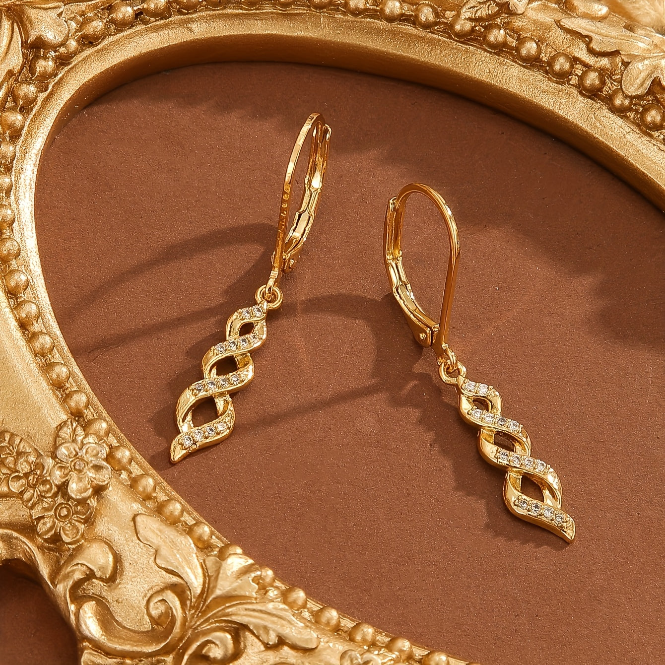 Shimmer Twist Ava Earrings | Gold Maya Henry Jewelry