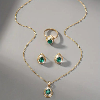 Noémie Glastra Jewelry Set Maya Henry Jewelry