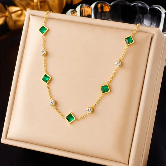 Amelisse Glenwyn Necklace | Gold Maya Henry Jewelry