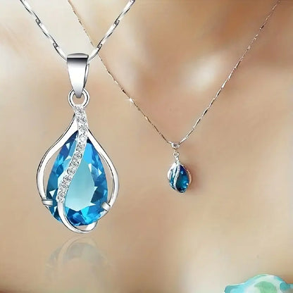 Celestine Vireaux Necklace | White Gold Maya Henry Jewelry
