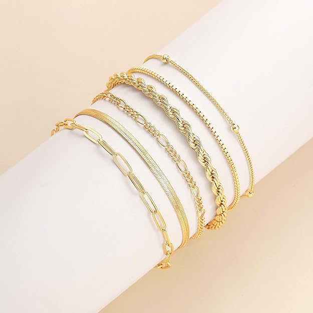 Isabella Vernetta bracelet set | Gold Maya Henry Jewelry