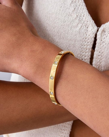 Halo Dot Bracelet | Gold Maya Henry Jewelry