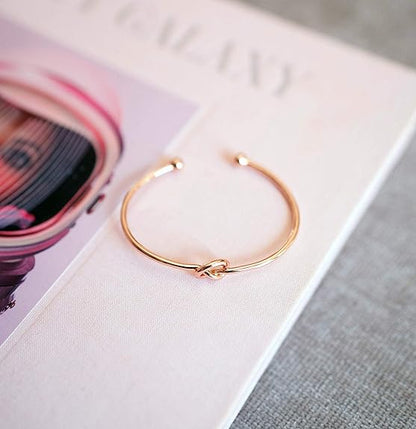 Love Knot Infinity Bracelet | Gold Maya Henry Jewelry