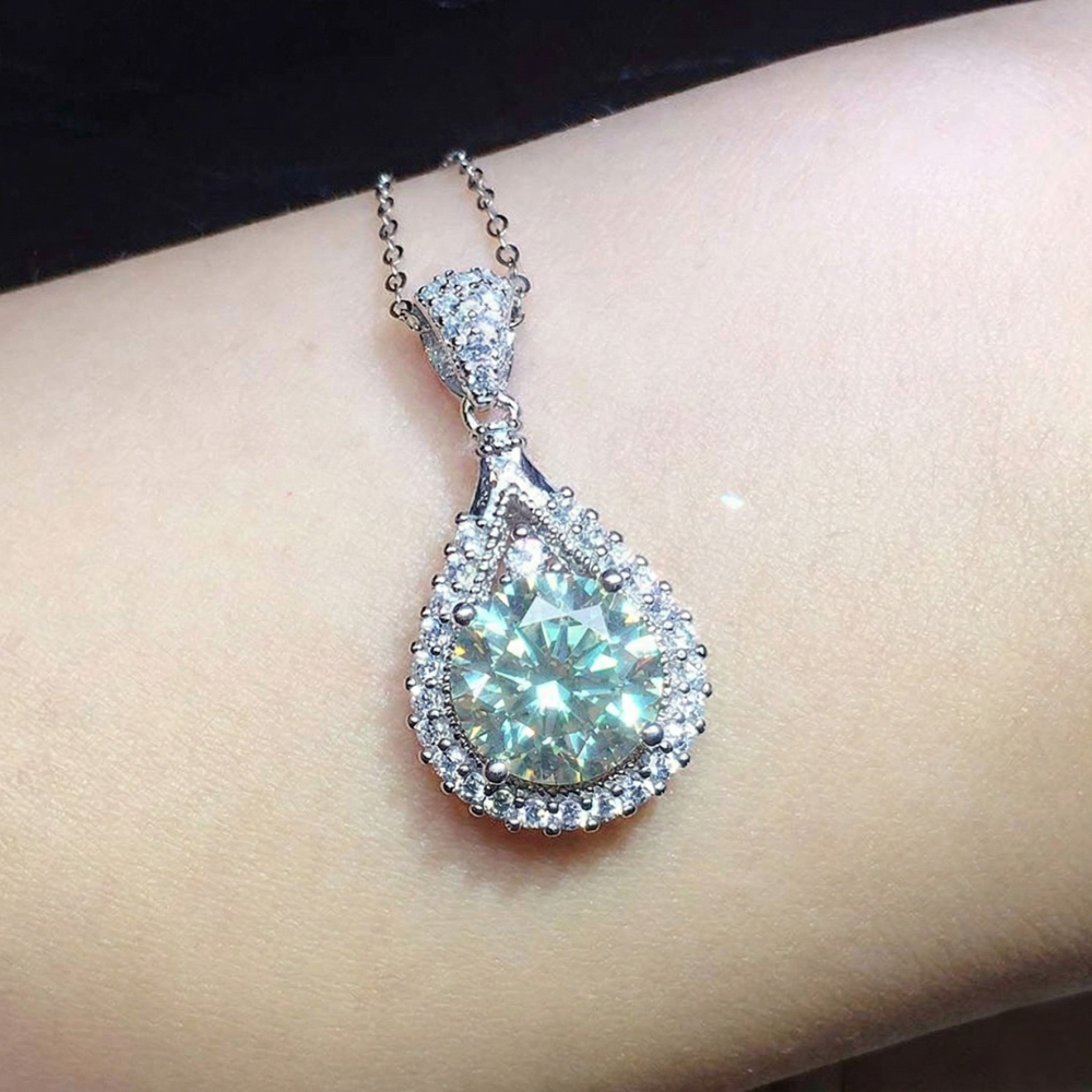 Alindra Voselle Necklace | White Gold Maya Henry Jewelry