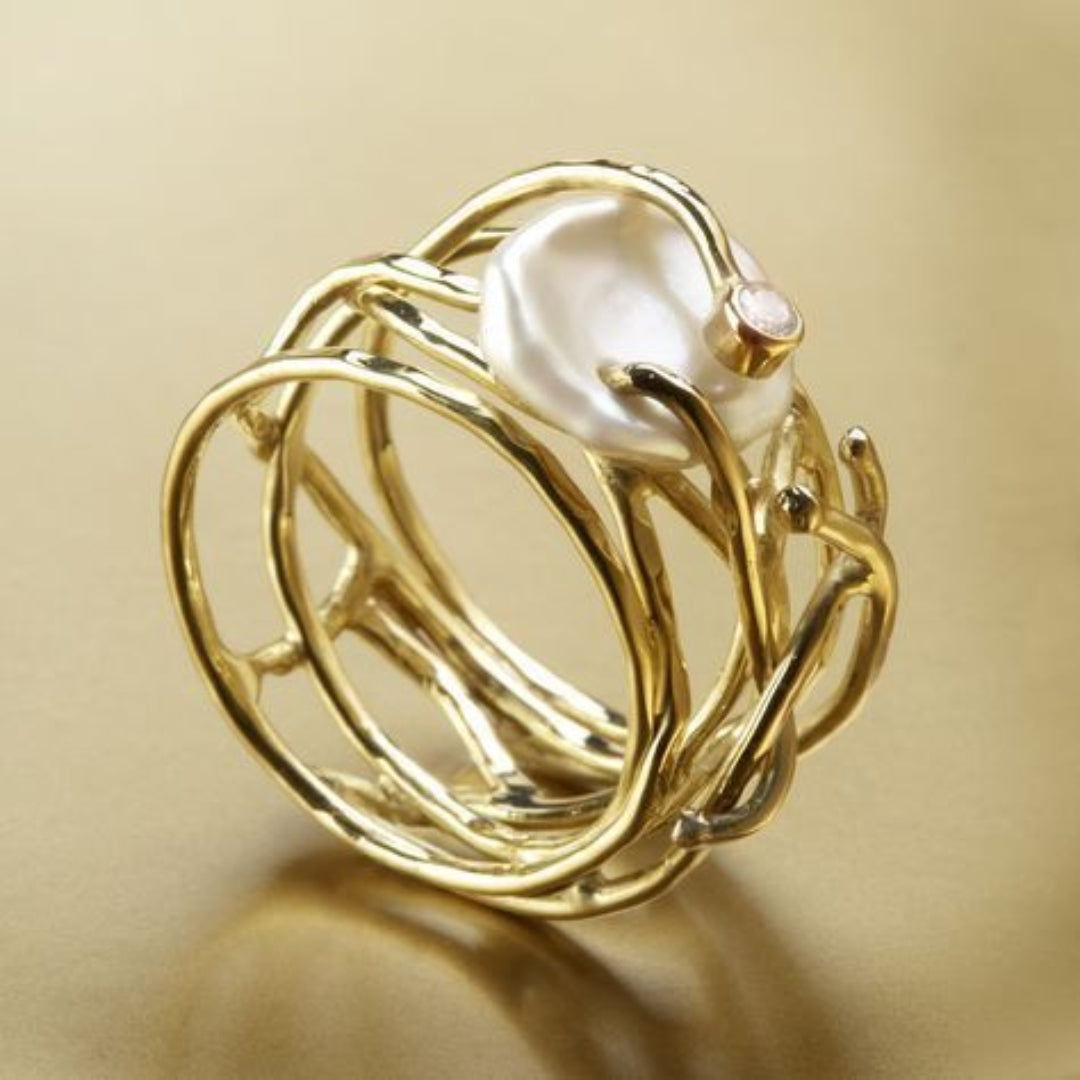 Samira - Thin Golden & Pearl Ring Maya Henry Jewelry