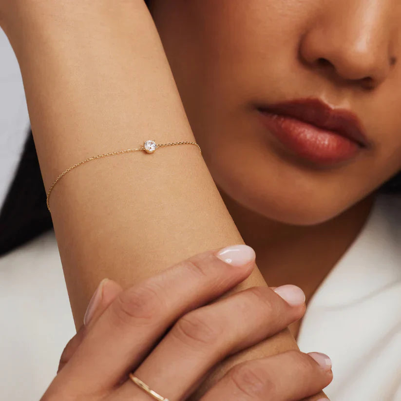 Cléa Moissanite Stone Bracelet | Gold Maya Henry Jewelry