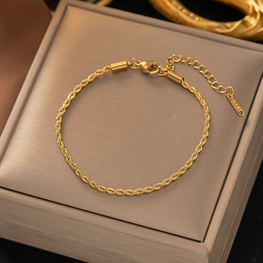 Twisted Chain Bracelet | Gold Maya Henry Jewelry
