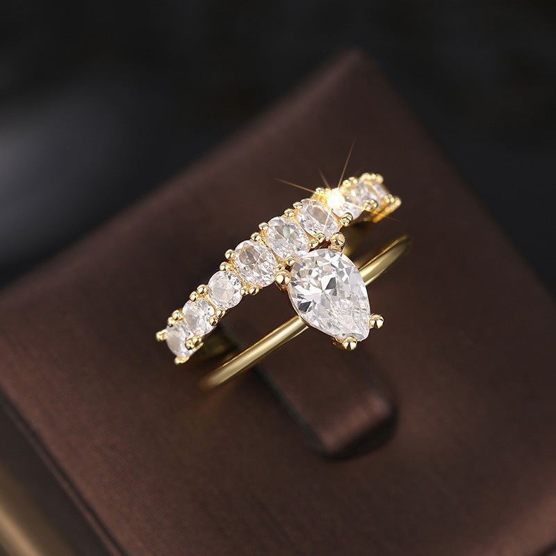 Vivienne Hartley Ring | Gold Maya Henry Jewelry