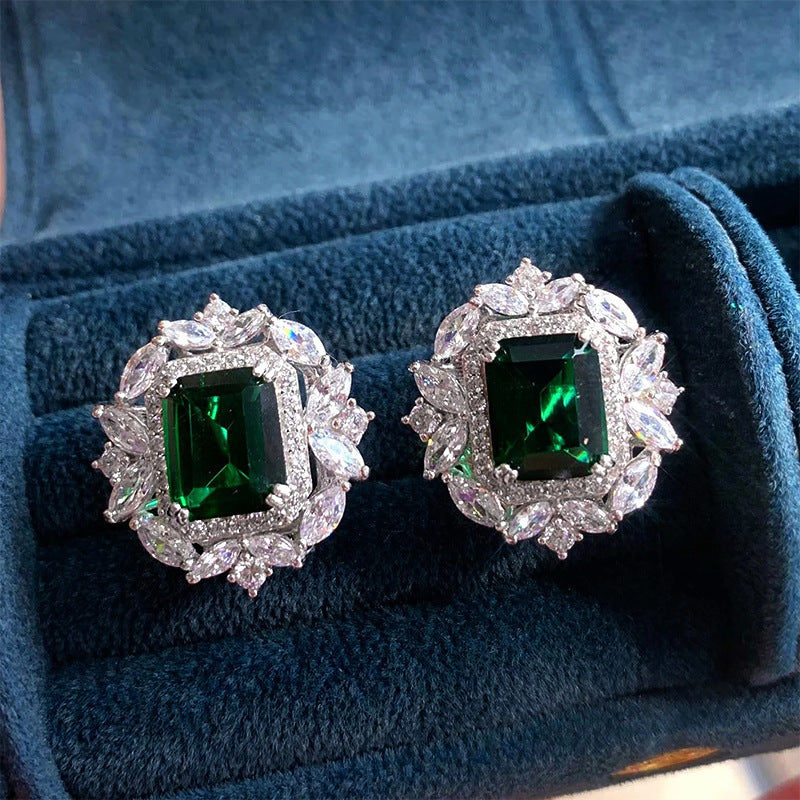 Vivessa Elvryn Earrings | White Gold Maya Henry Jewelry