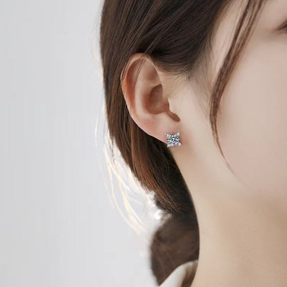 Aurelie flower earrings | White gold Maya Henry Jewelry