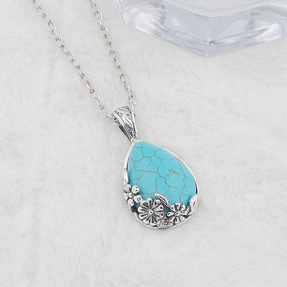 Serelle Ornament Pendant Necklace | White Gold Maya Henry Jewelry
