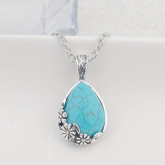 Serelle Ornament Pendant Necklace | White Gold Maya Henry Jewelry