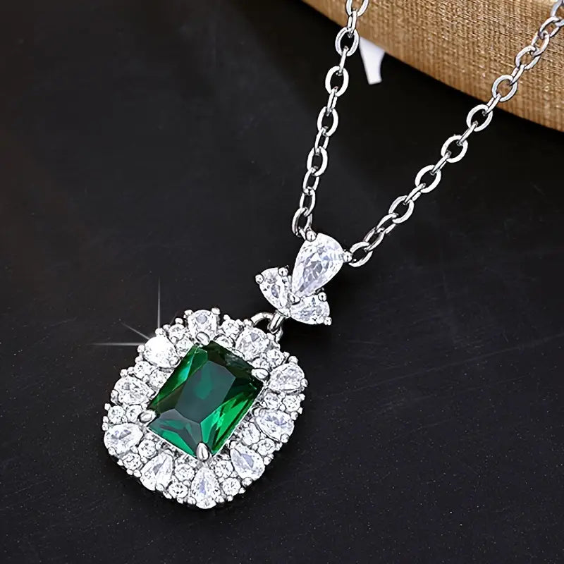 Meliora Brenswyn Necklace | White Gold Maya Henry Jewelry