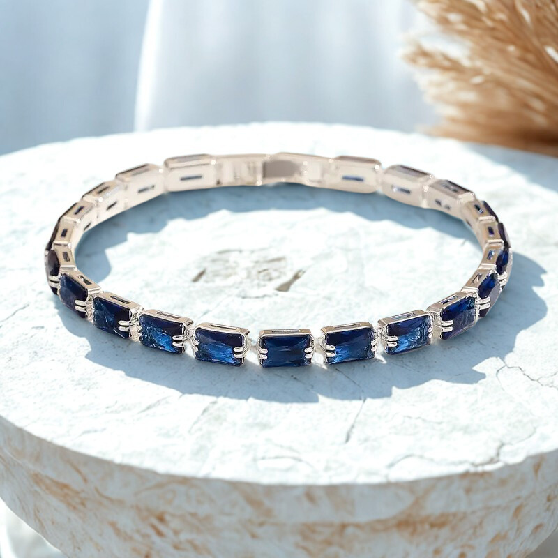 Mireda Thalindra Bracelet | White Gold Maya Henry Jewelry