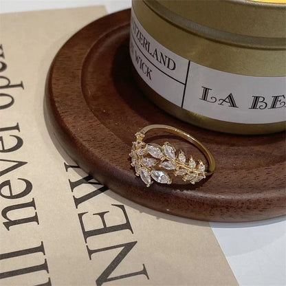 Lauria Coronata Ring | Gold Maya Henry Jewelry