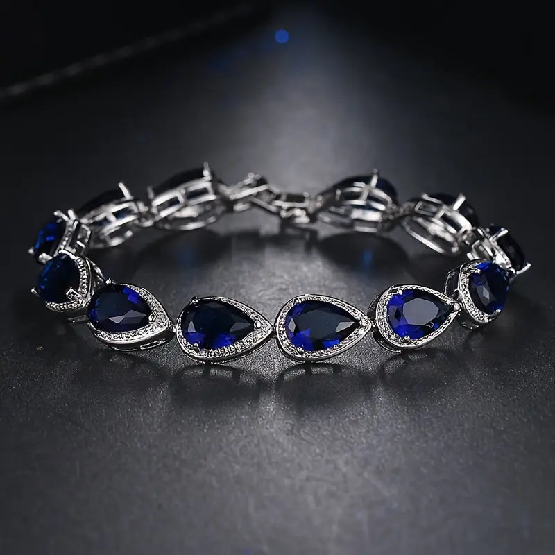 Seren Lysmera Bracelet | White Gold Maya Henry Jewelry