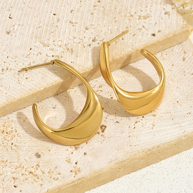Sculpted Crescent Hoop Earrings | Gold Maya Henry Jewelry