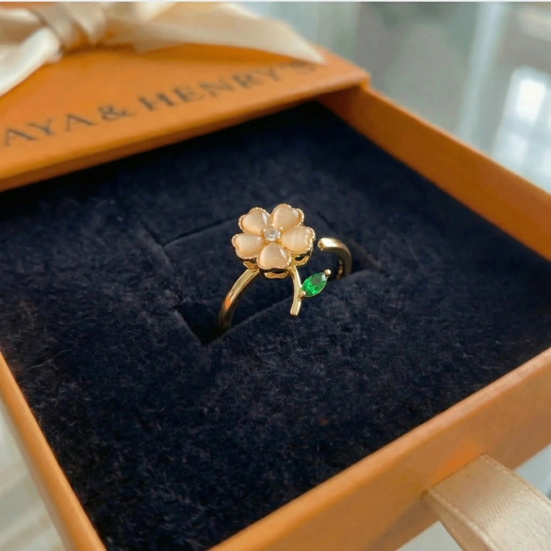 Emerald Leaf Flower Spinning Ring | Gold Maya Henry Jewelry