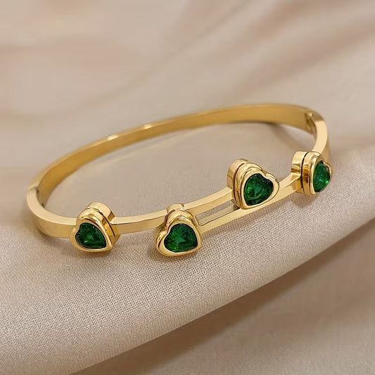 Verde Hearts Bracelet | Gold Maya Henry Jewelry