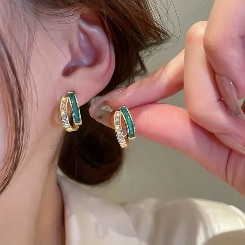 Chloé Feuillage Earrings | Gold Maya Henry Jewelry