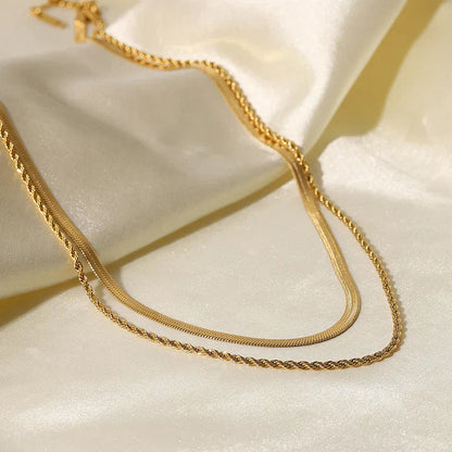Juliana Solvia Necklace | Gold Maya Henry Jewelry