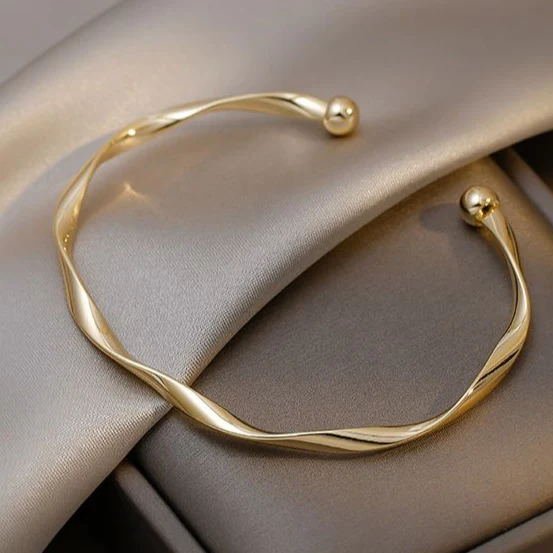 Elegant Golden Bracelet Maya Henry Jewelry