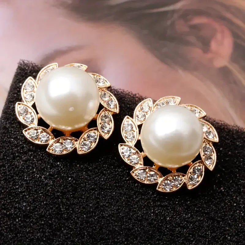 Exquisite Pearl and Shiny Leaves Earrings | Gold Maya Henry Jewelry