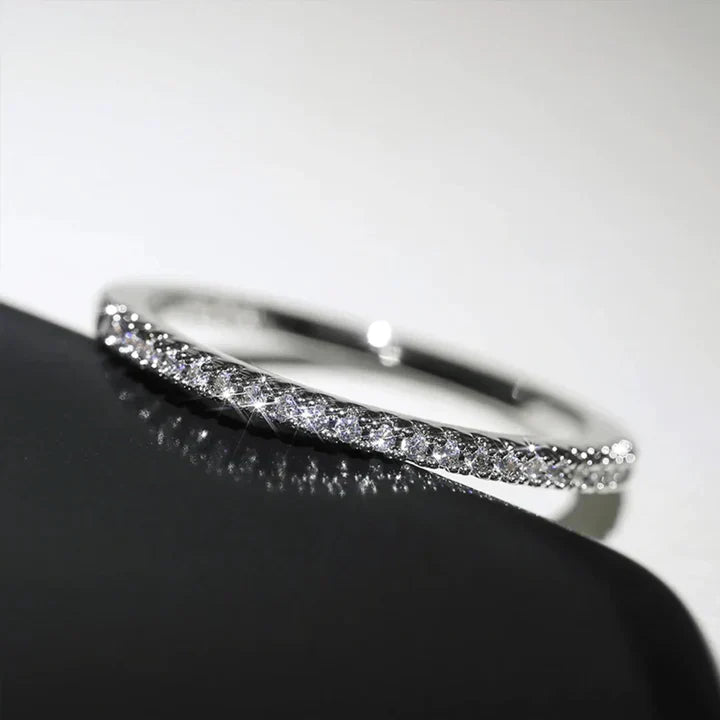 Palmina Verdalis Ring | White Gold Maya Henry Jewelry